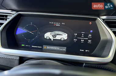 Лифтбек Tesla Model S 2013 в 