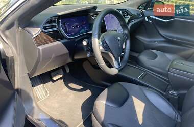 Лифтбек Tesla Model S 2016 в 