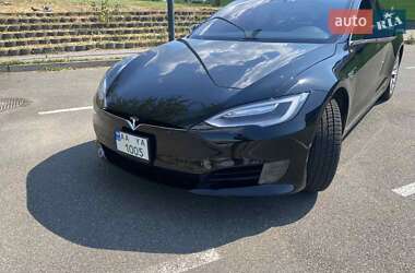 Лифтбек Tesla Model S 2016 в 
