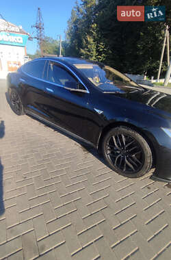 Лифтбек Tesla Model S 2013 в 