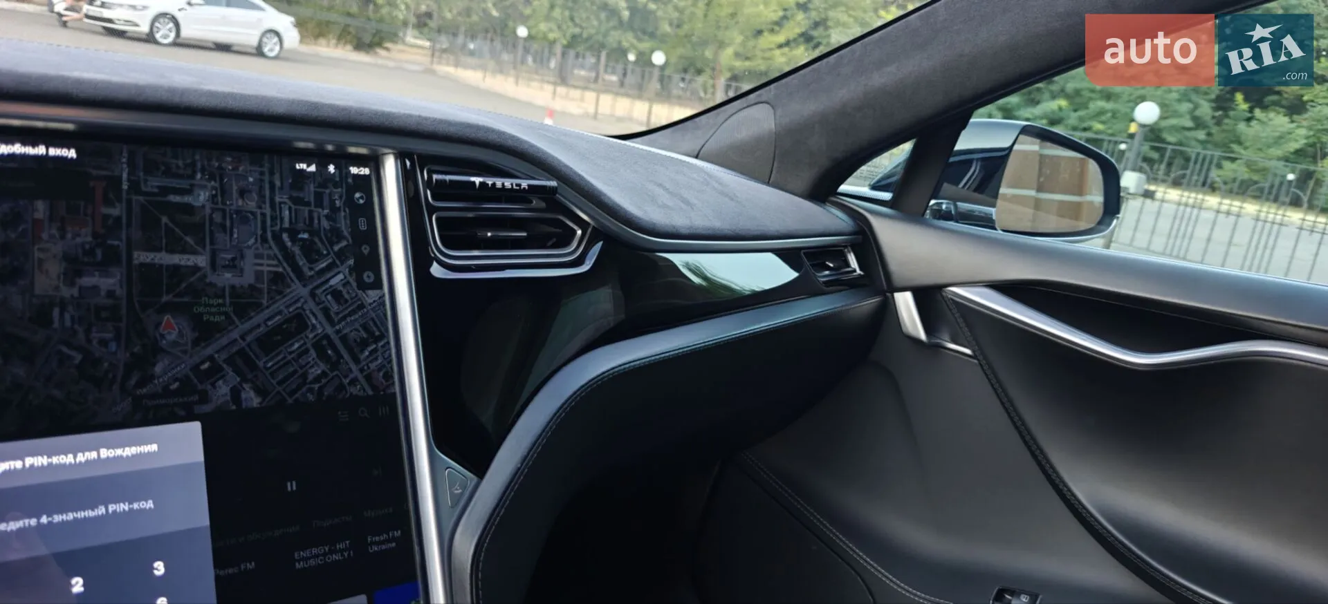 2014 Tesla Model S - мініатюра 7