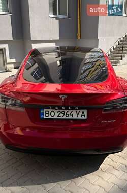 Лифтбек Tesla Model S 2020 в 