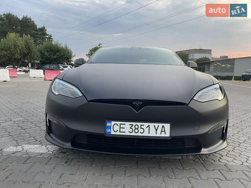 Лифтбек Tesla Model S 2023 в Черновцах