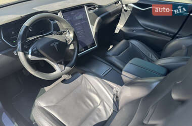Лифтбек Tesla Model S 2017 в 