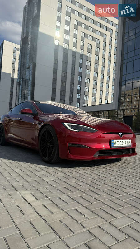Лифтбек Tesla Model S 2023 в Днепре