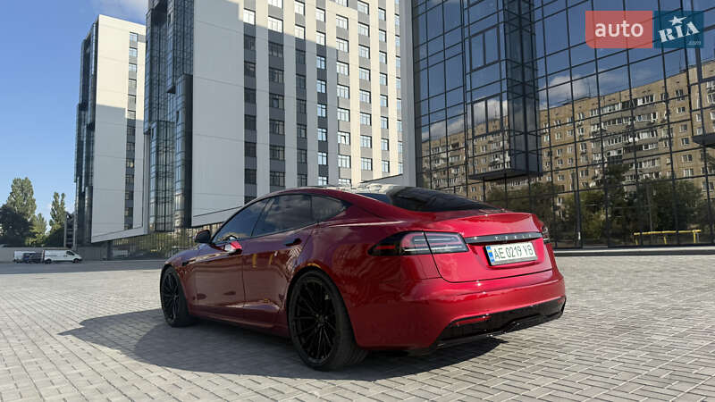 Лифтбек Tesla Model S 2023 в Днепре