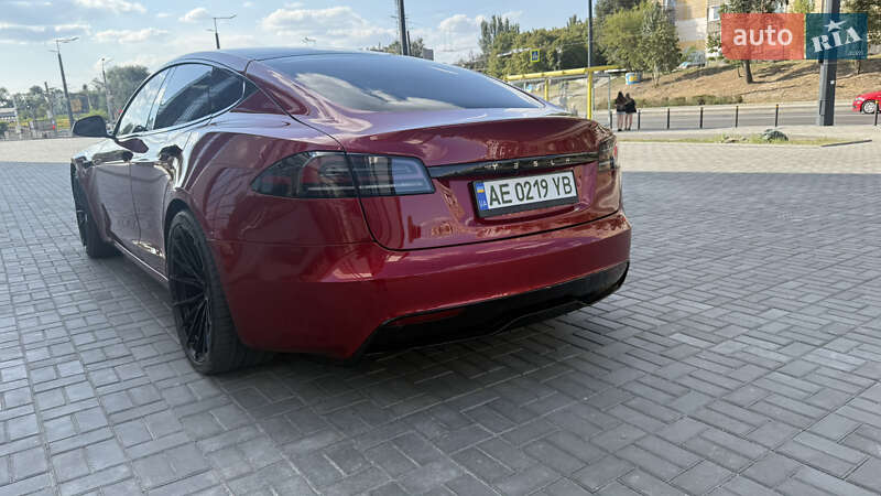 Лифтбек Tesla Model S 2023 в Днепре