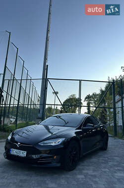 Лифтбек Tesla Model S 2016 в 