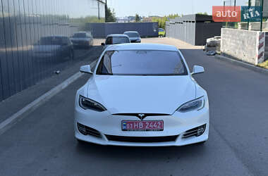 Ліфтбек Tesla Model S 2016 в Рівному