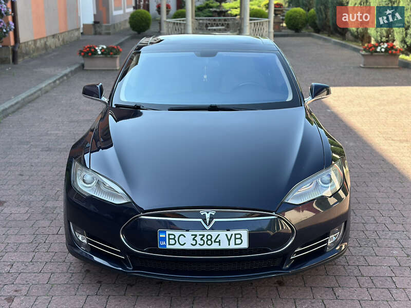 Лифтбек Tesla Model S 2013 в Стрые