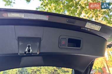 Лифтбек Tesla Model S 2013 в 