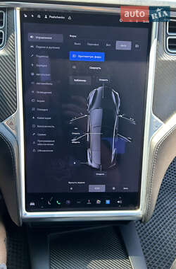 Лифтбек Tesla Model S 2017 в 