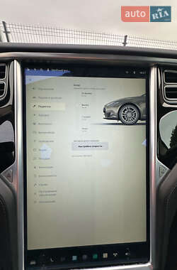 Внедорожник / Кроссовер Tesla Model S 2015 в 