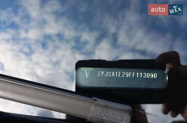 Лифтбек Tesla Model S 2015 в 