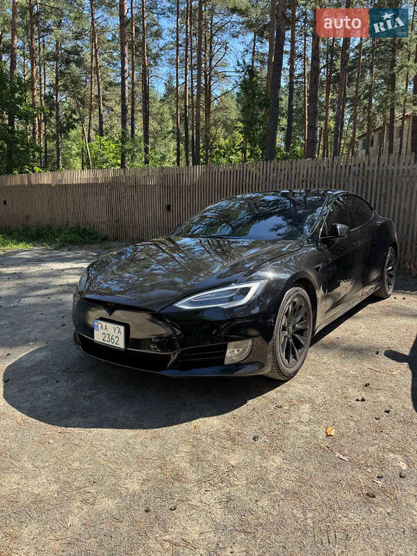 Ліфтбек Tesla Model S 2018 в Києві фото 4 Ліфтбек Tesla Model S 2018 в Києві
