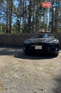 Ліфтбек Tesla Model S 2018 в 