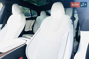 Лифтбек Tesla Model S 2021 в 