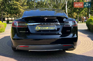 Лифтбек Tesla Model S 2013 в 