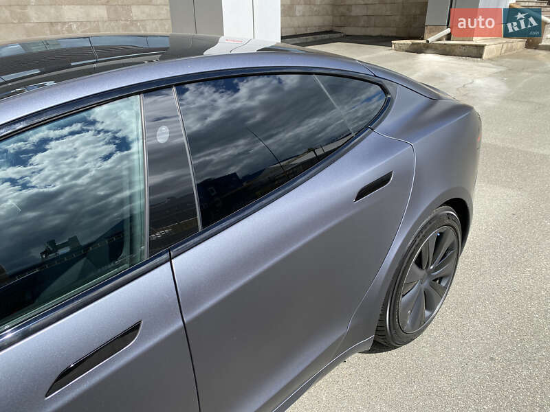 Лифтбек Tesla Model S 2022 в Киеве фото 30 Лифтбек Tesla Model S 2022 в Киеве