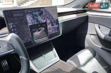Лифтбек Tesla Model S 2022 в 