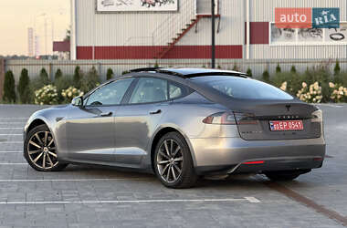 Лифтбек Tesla Model S 2013 в 