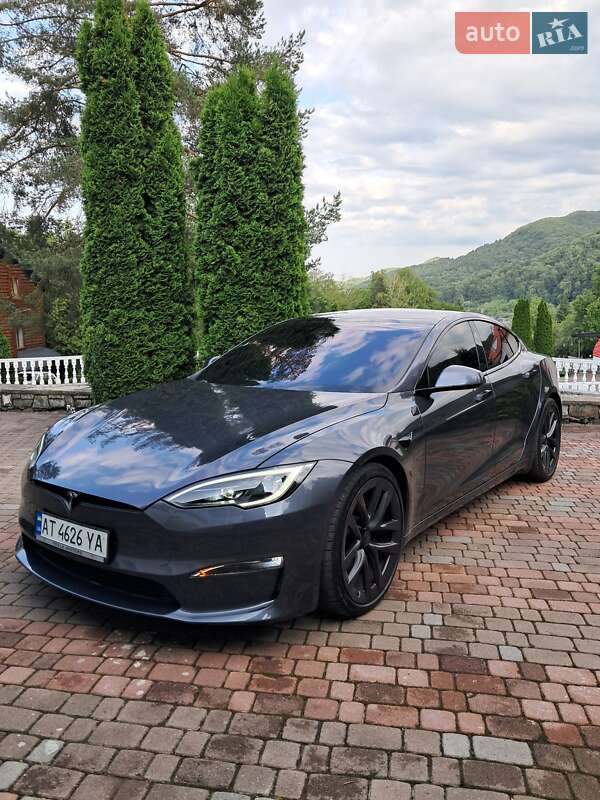 Ліфтбек Tesla Model S 2021 в 