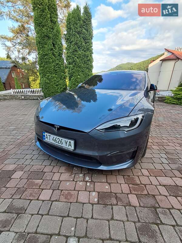Лифтбек Tesla Model S 2021 в Коломые