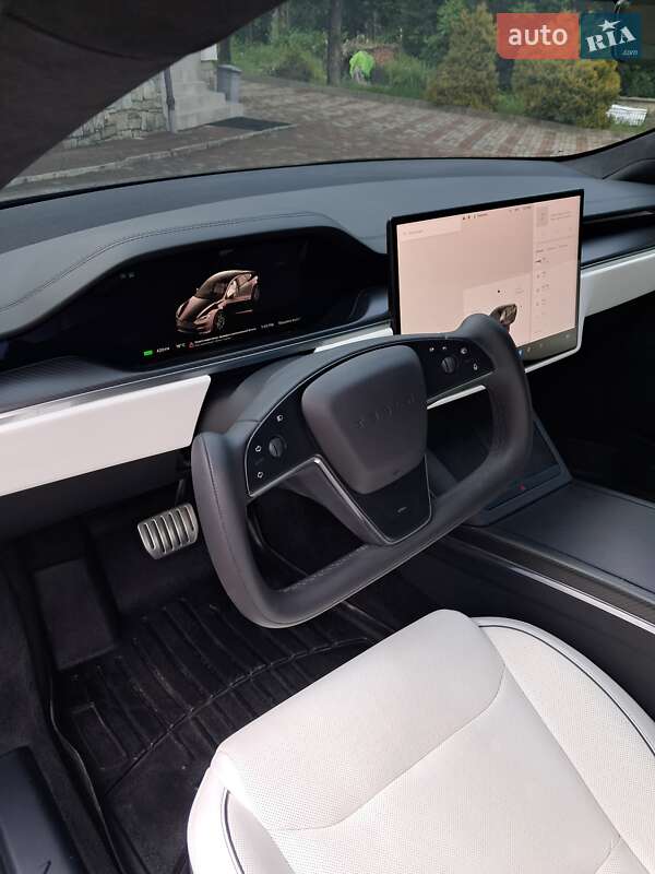 Лифтбек Tesla Model S 2021 в Коломые
