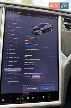 Лифтбек Tesla Model S 2014 в 