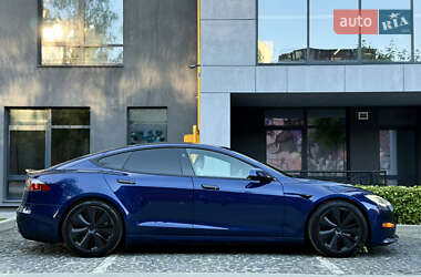 Лифтбек Tesla Model S 2021 в 