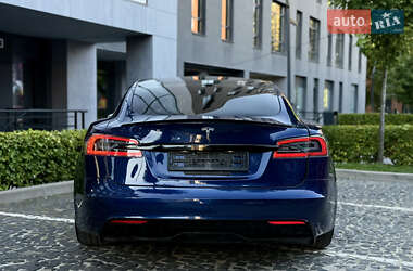 Лифтбек Tesla Model S 2021 в 