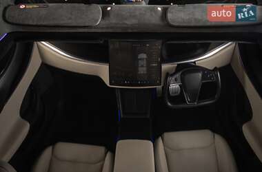 Лифтбек Tesla Model S 2021 в 