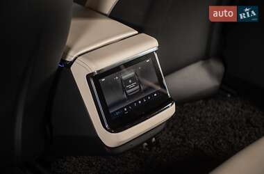 Лифтбек Tesla Model S 2021 в 