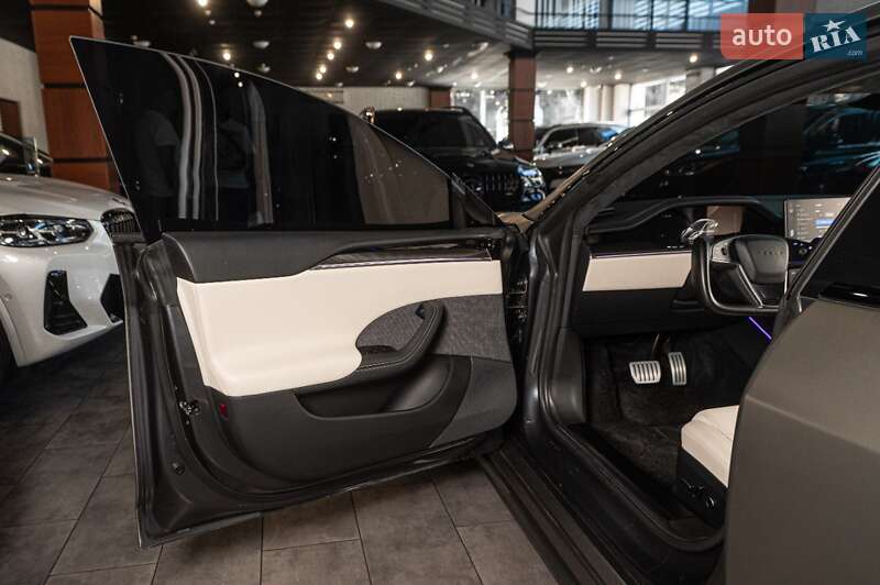 Ліфтбек Tesla Model S 2021 в Одесі фото 56 Ліфтбек Tesla Model S 2021 в Одесі