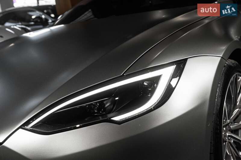 Ліфтбек Tesla Model S 2021 в Одесі фото 59 Ліфтбек Tesla Model S 2021 в Одесі