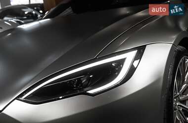 Лифтбек Tesla Model S 2021 в 