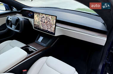 Лифтбек Tesla Model S 2021 в 