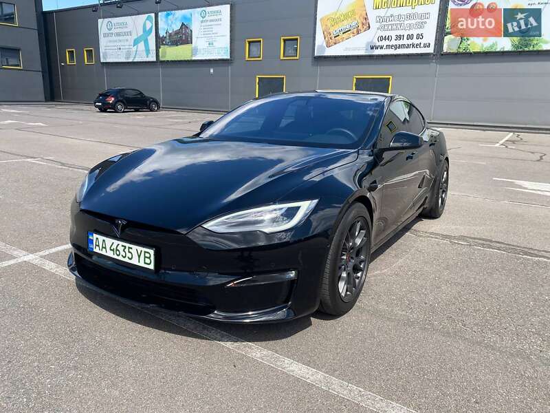 Лифтбек Tesla Model S 2021 в Киеве фото 3 Лифтбек Tesla Model S 2021 в Киеве