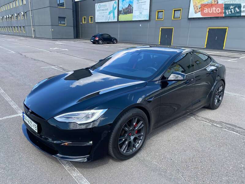 Лифтбек Tesla Model S 2021 в Киеве фото 4 Лифтбек Tesla Model S 2021 в Киеве