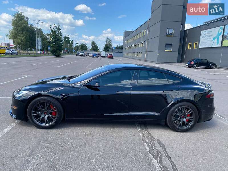 Лифтбек Tesla Model S 2021 в Киеве фото 5 Лифтбек Tesla Model S 2021 в Киеве