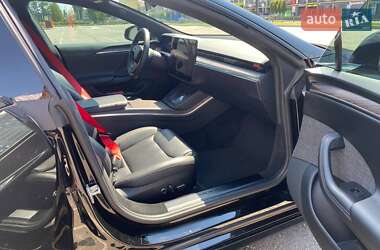 Лифтбек Tesla Model S 2021 в 