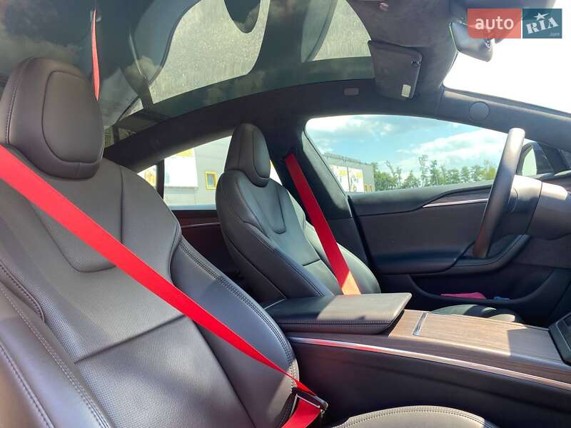 Лифтбек Tesla Model S 2021 в Киеве фото 30 Лифтбек Tesla Model S 2021 в Киеве
