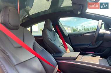 Лифтбек Tesla Model S 2021 в 