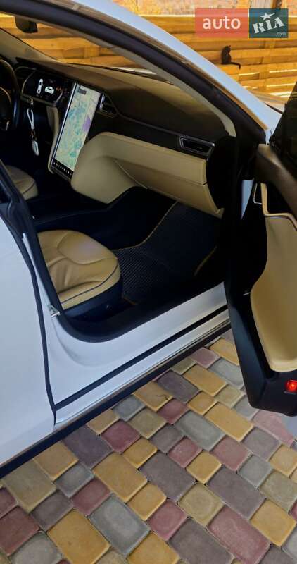 Лифтбек Tesla Model S 2013 в Харькове