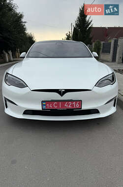 Лифтбек Tesla Model S 2022 в 