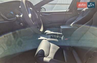 Лифтбек Tesla Model S 2020 в 