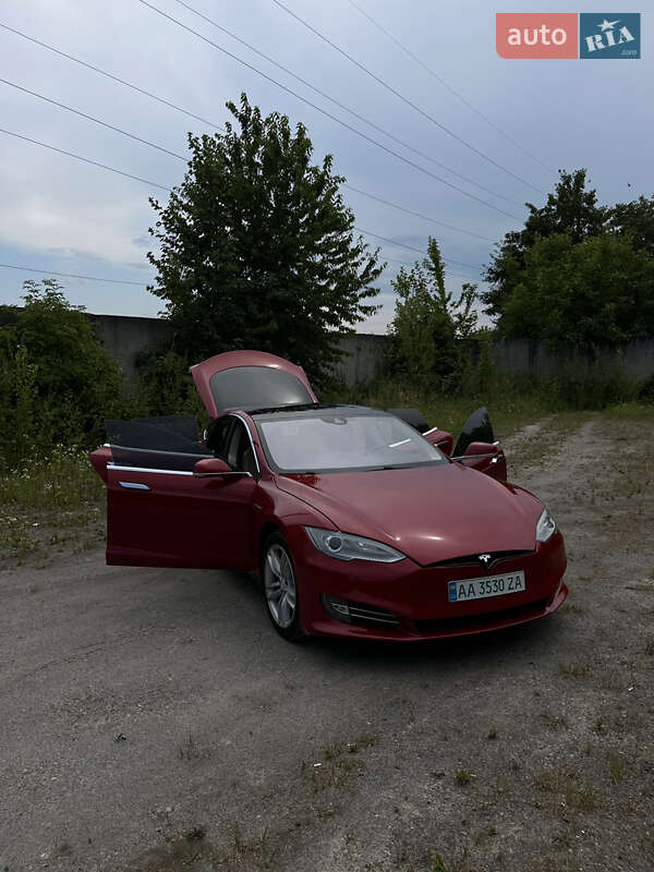 Лифтбек Tesla Model S 2015 в Стрые фото 8 Лифтбек Tesla Model S 2015 в Стрые