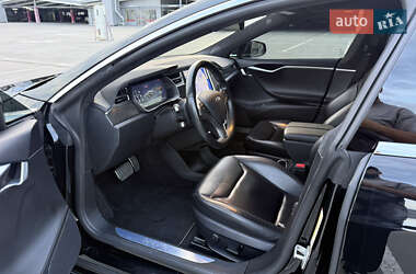 Лифтбек Tesla Model S 2014 в 