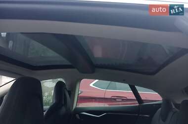 Лифтбек Tesla Model S 2013 в 