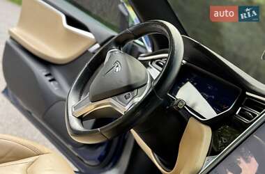 Лифтбек Tesla Model S 2017 в 